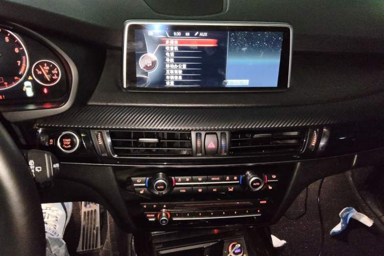 Used BMW X5 2014 xDrive35i Elegant Edition Audio And AC Panel