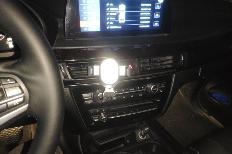 Used BMW X5 2014 xDrive35i Elegant Edition Audio And AC Panel