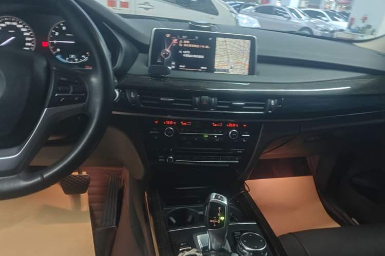 Used BMW X5 2014 xDrive35i Leading Model Audio And AC Panel
