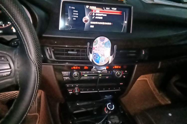 Used BMW X5 2014 xDrive35i Elegant Edition Audio And AC Panel