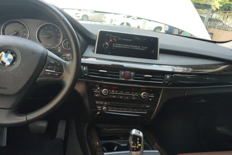 Used BMW X5 2014 xDrive35i Gasoline 5-seater U.S. specification Audio And AC Panel