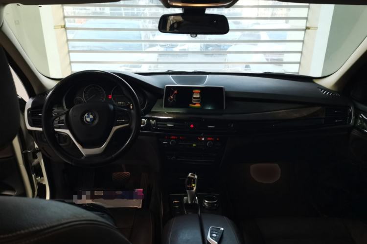 Used BMW X5 2014 xDrive35i Elegant Edition Center Console