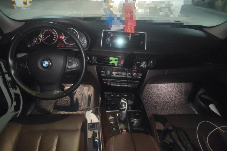 Used BMW X5 2014 xDrive35i Elegant Edition Center Console