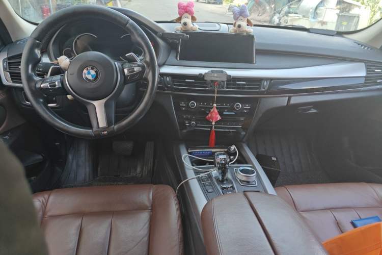 Used BMW X5 2014 xDrive35i U.S. specification Center Console