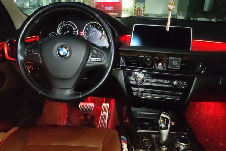 Used BMW X5 2014 xDrive35i Elegant Edition Center Console
