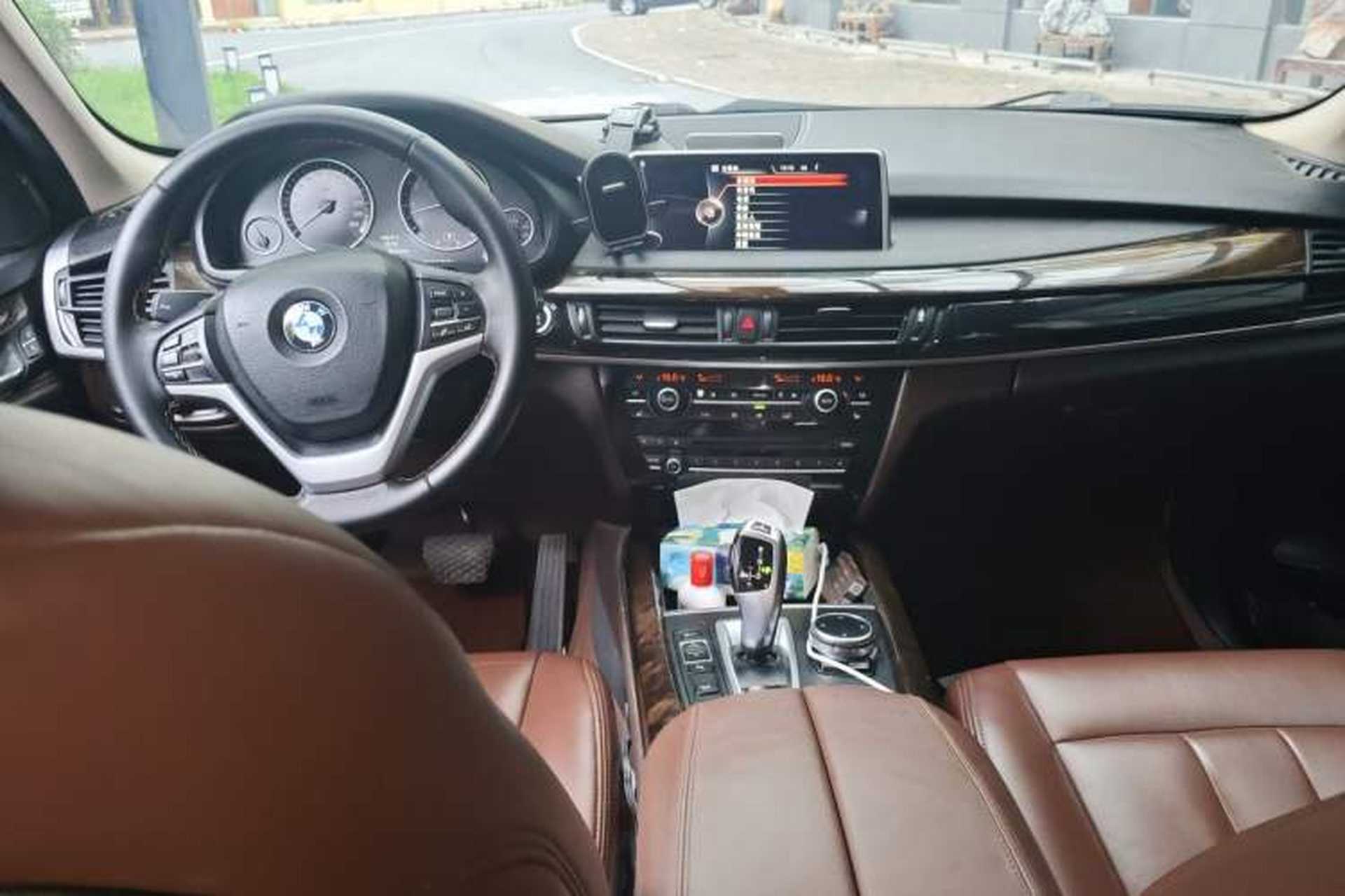 Used BMW X5 2014 xDrive35i Elegant Edition Center Console