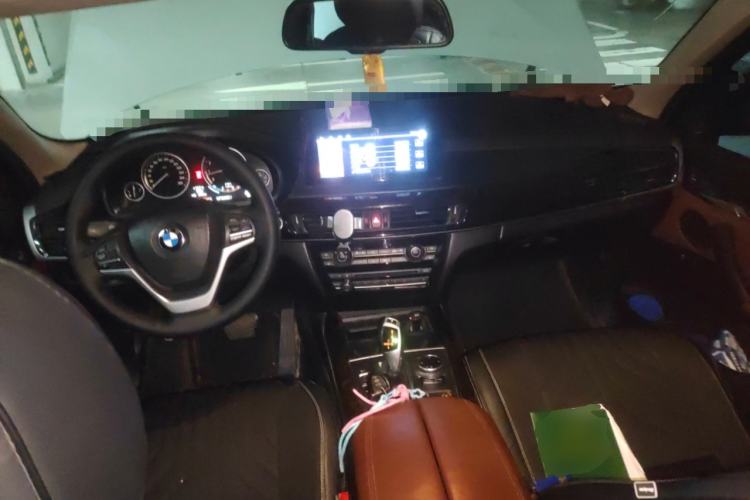 Used BMW X5 2014 xDrive35i Elegant Edition Center Console