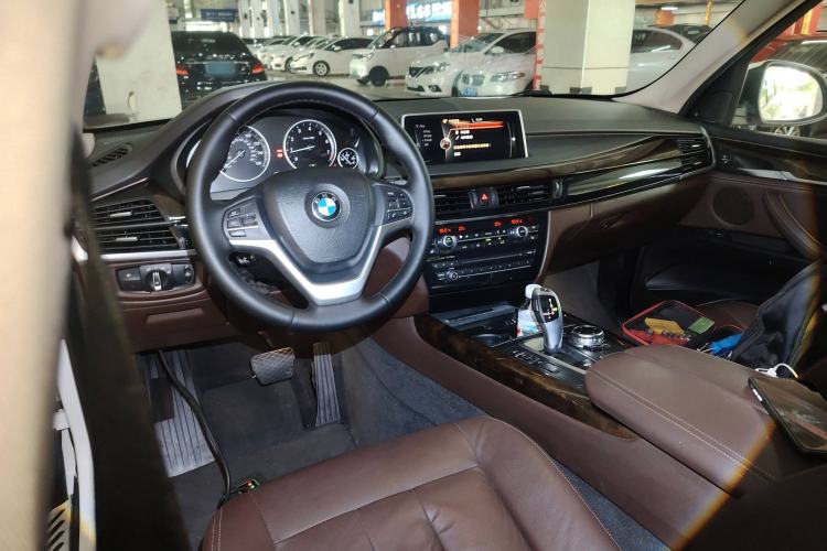 Used BMW X5 2014 xDrive35i U.S. specification Center Console