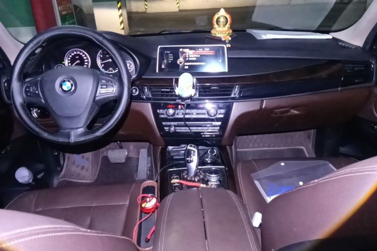 Used BMW X5 2014 xDrive35i Elegant Edition Center Console