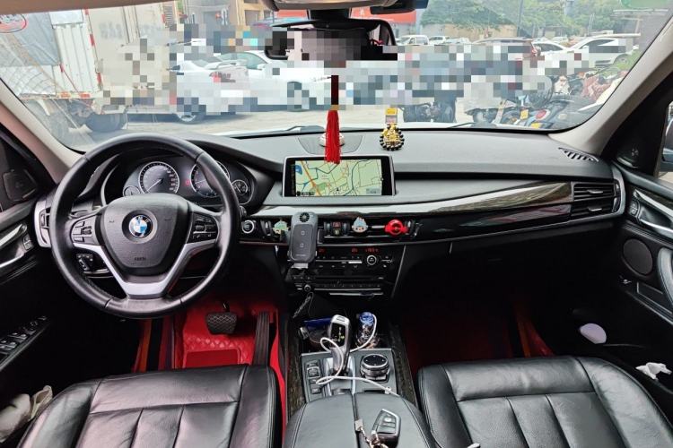 Used BMW X5 2014 xDrive35i Luxury Edition Center Console