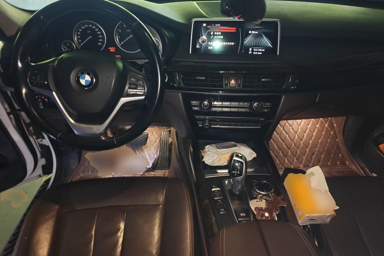 Used BMW X5 2014 xDrive35i Elegant Edition Center Console