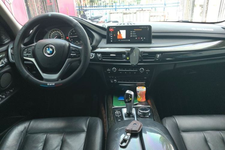 Used BMW X5 2014 xDrive35i Leading Model Center Console