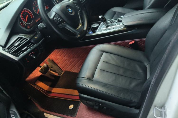 Used BMW X5 2014 xDrive35i Luxury Edition Driver Seat