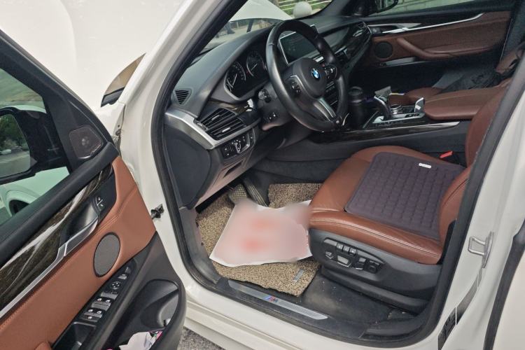Used BMW X5 2014 xDrive50i M Sport Edition Driver Seat