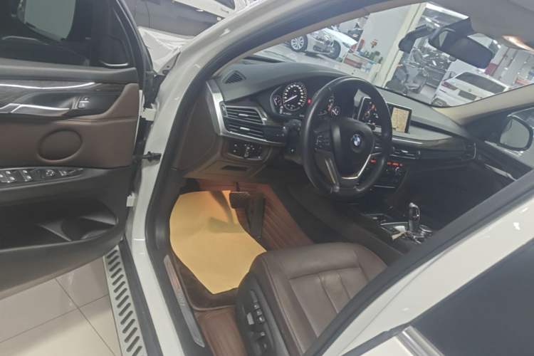Used BMW X5 2014 xDrive35i Leading Model Driver Seat