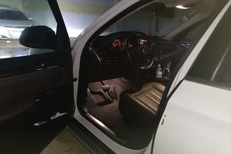 Used BMW X5 2014 xDrive35i Elegant Edition Driver Seat