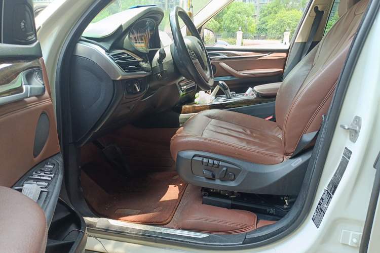 Used BMW X5 2014 xDrive35i Leading Model Driver Seat