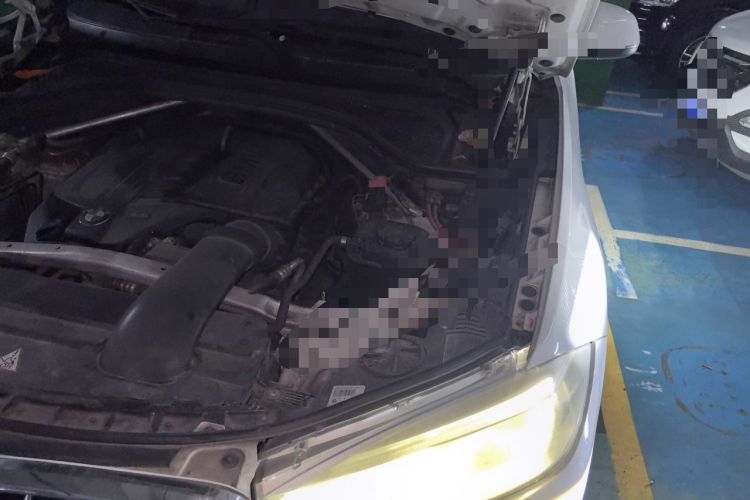 Used BMW X5  Engine Bay Left
