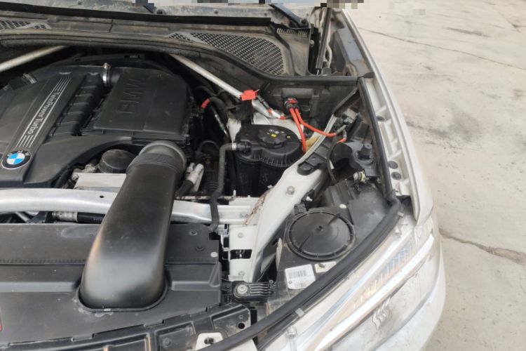 Used BMW X5  Engine Bay Left