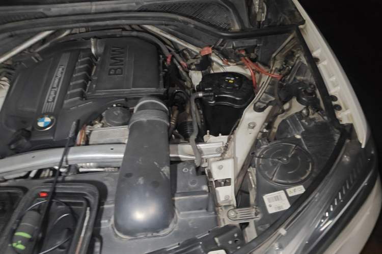 Used BMW X5  Engine Bay Left