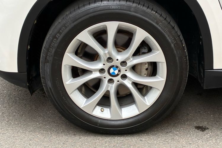 Used BMW X5 2014 xDrive35i Elegant Edition Exterior 1