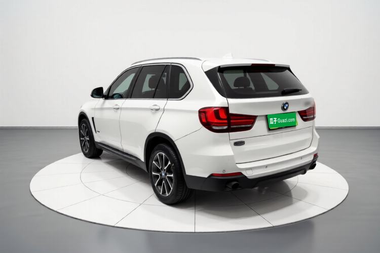Used BMW X5 2014 xDrive35i Leading Model Exterior 2