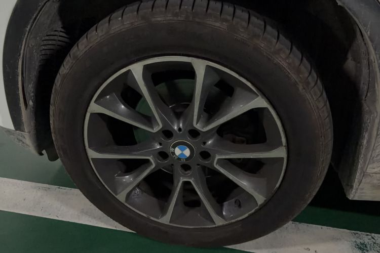 Used BMW X5 2014 xDrive35i Elegant Edition Exterior 3