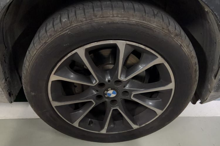 Used BMW X5 2014 xDrive35i Elegant Edition Exterior 4