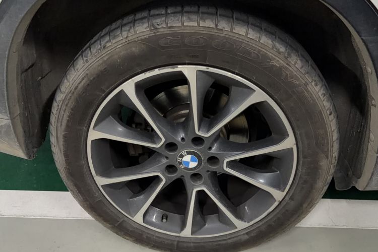 Used BMW X5 2014 xDrive35i Elegant Edition Exterior 5