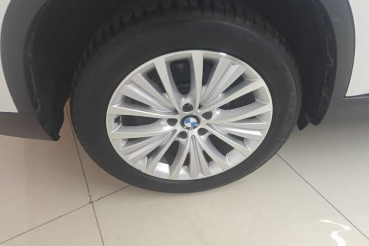 Used BMW X5 2014 xDrive35i Leading Model Exterior 5