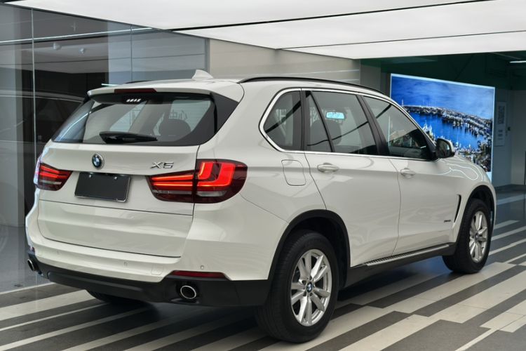 Used BMW X5 2014 xDrive35i Elegant Edition Exterior 5
