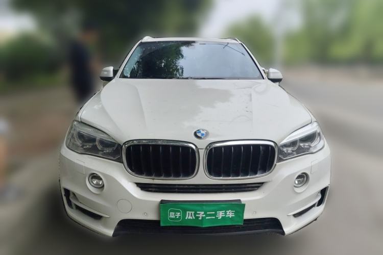 Used BMW X5 2014 xDrive35i Luxury Edition Front