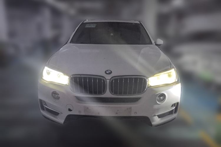 Used BMW X5  Front