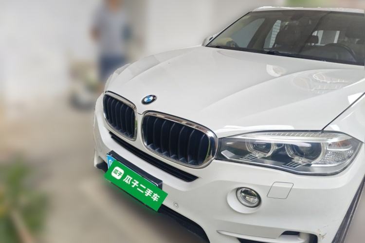 Used BMW X5 2014 xDrive35i Leading Model Front