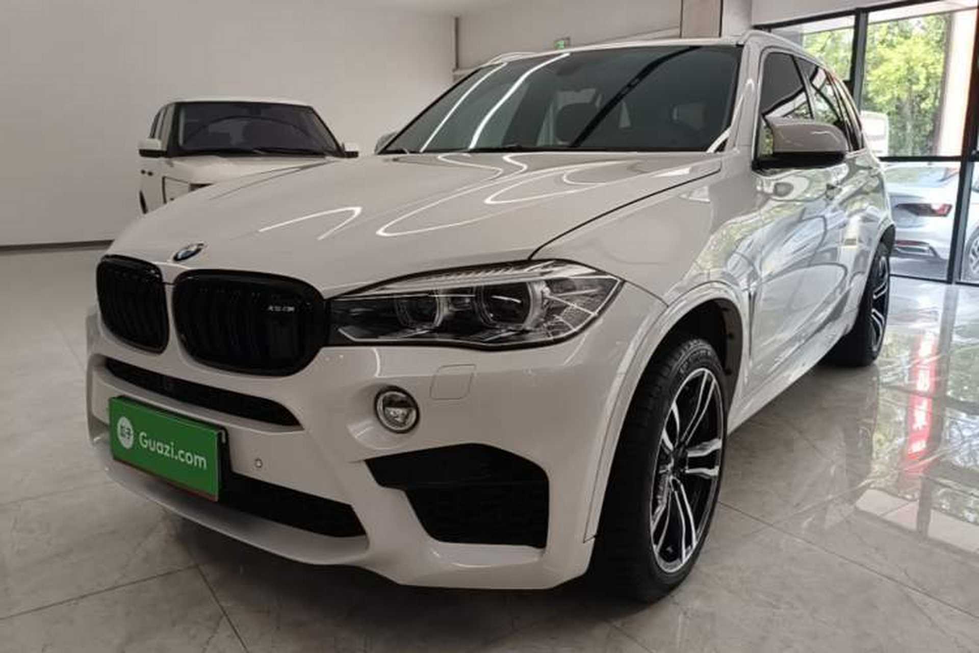 Used BMW X5 2014 xDrive35i Leading Model Front Left 45 Deg