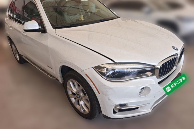 Used BMW X5  Front Right 45 Deg