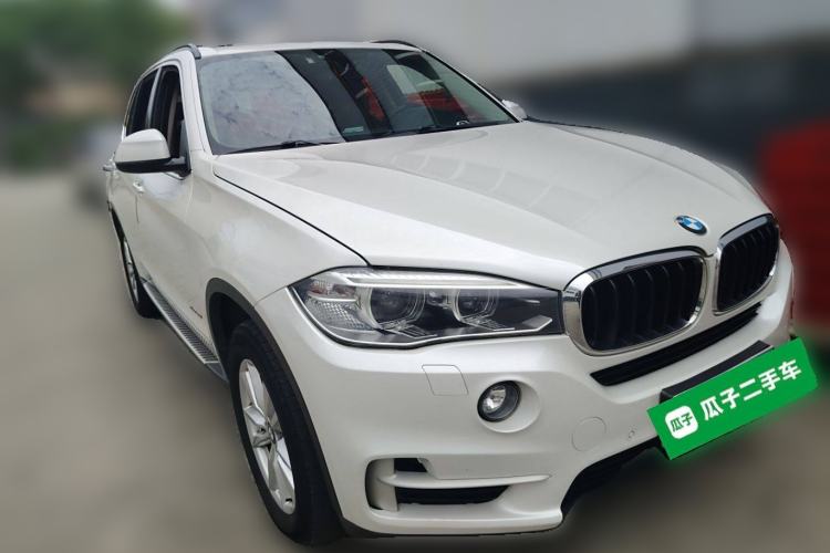 Used BMW X5 2014 xDrive35i Elegant Edition Front Right 45 Deg