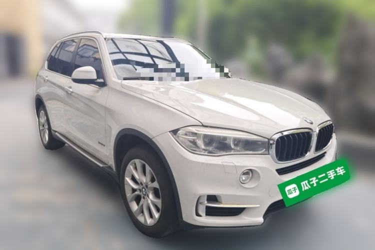 Used BMW X5 2014 xDrive35i Elegant Edition Front Right 45 Deg