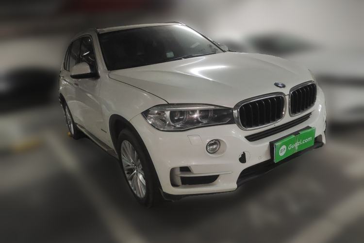 Used BMW X5 2014 xDrive35i Elegant Edition Front Right 45 Deg