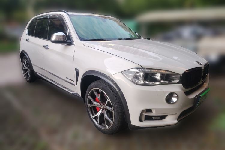 Used BMW X5 2014 xDrive35i Elegant Edition Front Right 45 Deg