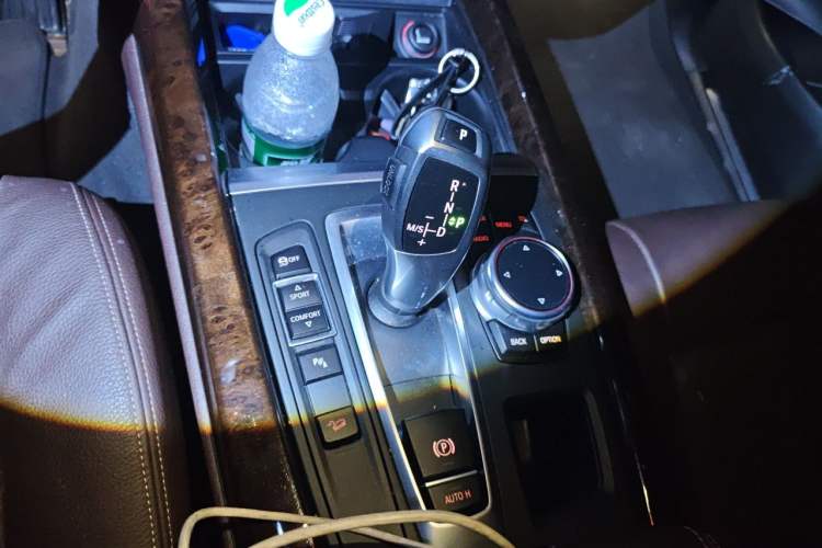 Used BMW X5 2014 xDrive35i Elegant Edition Gear Lever