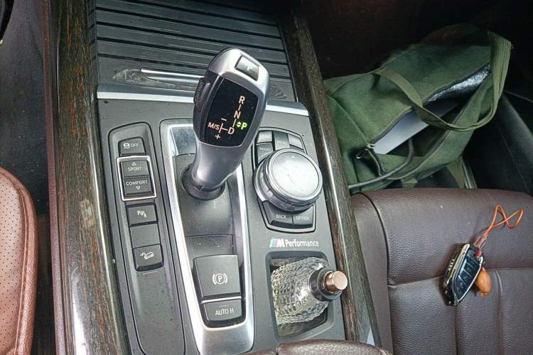 Used BMW X5 2014 xDrive35i Elegant Edition Gear Lever