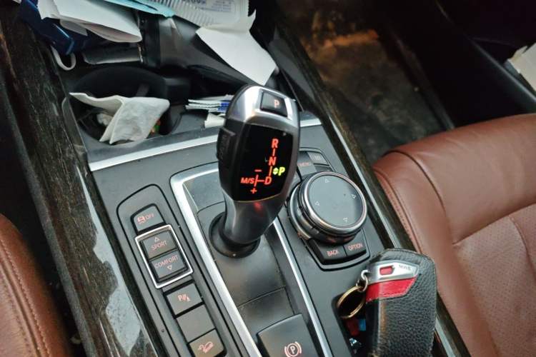 Used BMW X5 2014 xDrive35i Luxury Edition Gear Lever