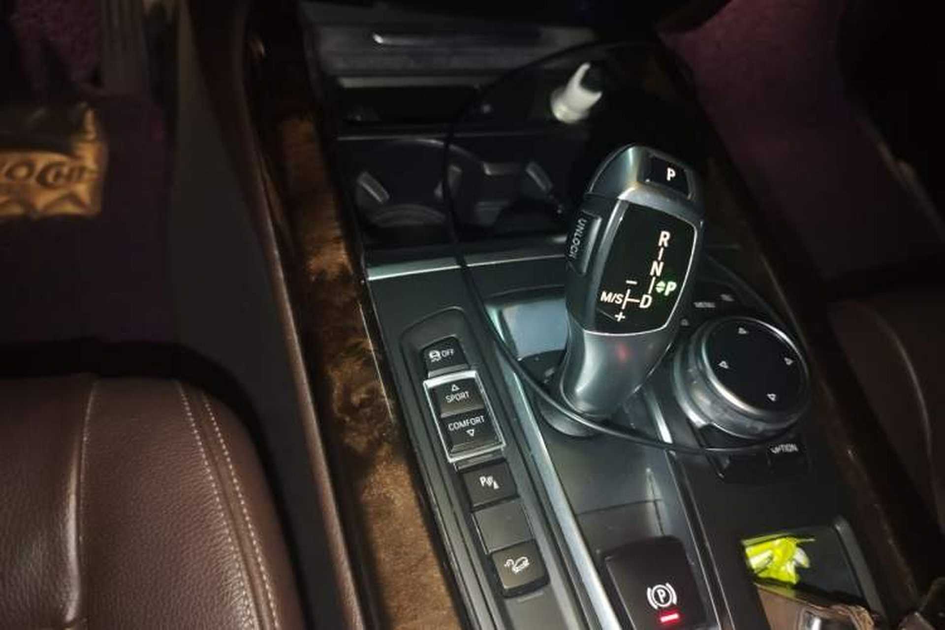 Used BMW X5 2014 xDrive35i Elegant Edition Gear Lever