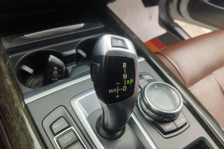 Used BMW X5 2014 xDrive35i Leading Model Gear Lever