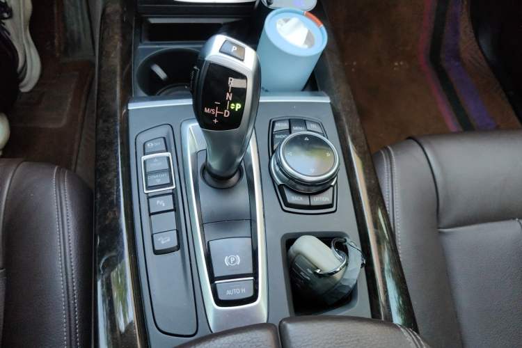 Used BMW X5 2014 xDrive35i Elegant Edition Gear Lever