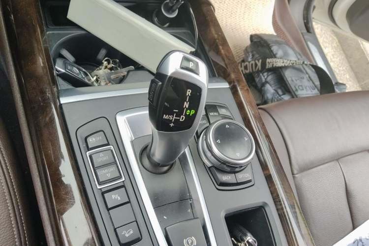 Used BMW X5 2014 xDrive35i Elegant Edition Gear Lever