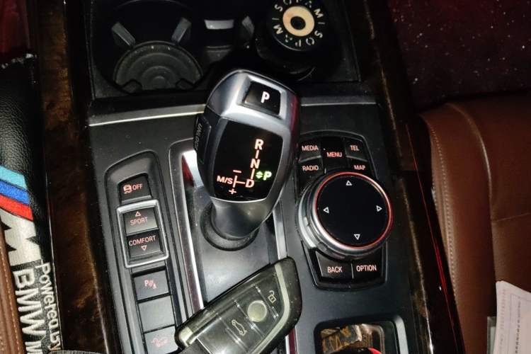 Used BMW X5 2014 xDrive35i Elegant Edition Gear Lever
