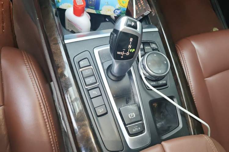 Used BMW X5 2014 xDrive35i Elegant Edition Gear Lever