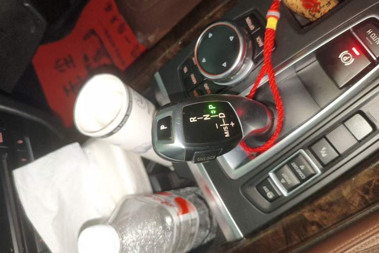 Used BMW X5 2014 xDrive35i Elegant Edition Gear Lever